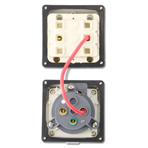 3PIN 32AMP - Combination Switched Socket Outlet - ROUND PINS